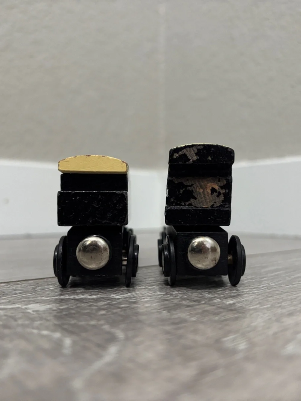 Battat Wooden Train Set - Black